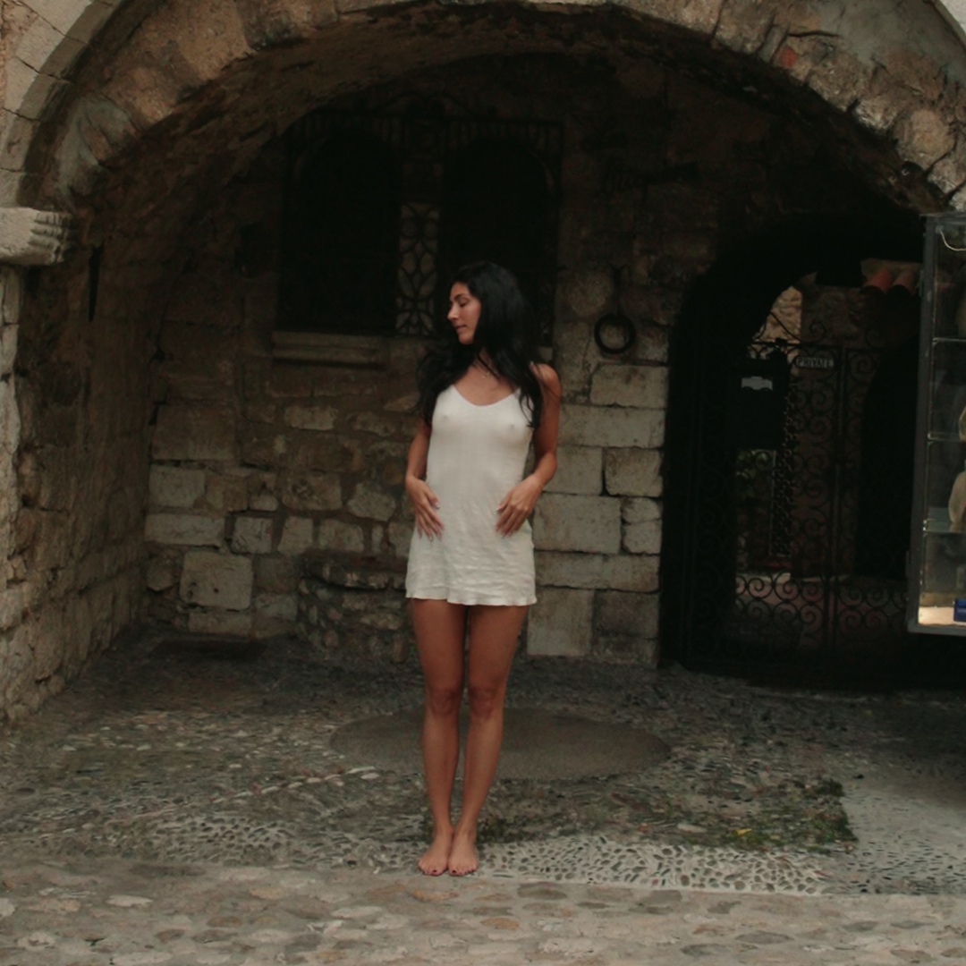 PRE-ORDER: THE NIGHTIE